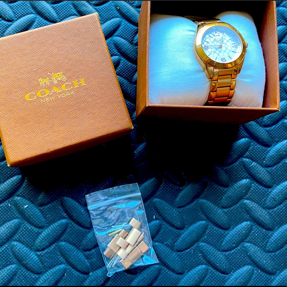 Rose Gold Coach Watch